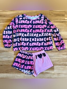 Penelope Wildberry Shorts Lounge Pajama Set, Gray with Pink Hearts, Size 10/12